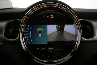 https://vehicle.imgix.net/4434139/9f6c1f7d-ad67-4cd0-863e-561a311970db.jpg