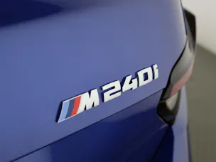 BMW M240i xDrive Coupé