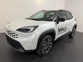 Fahrzeugbild TOYOTA Yaris Cross 1.5 VVT-i HSD Premium AWD-i