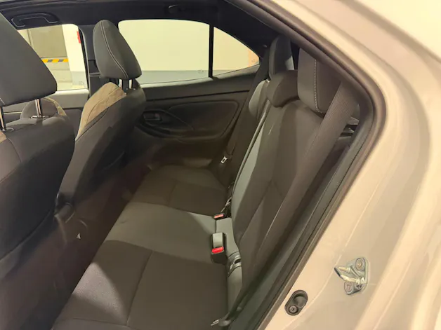 Toyota Yaris Cross 1.5 VVT-i HSD Premium AWD-i