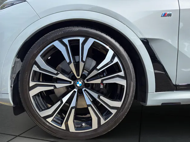 BMW X7 40d xDrive M AERODYNAMIKPAKET