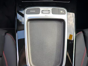 MERCEDES-BENZ A 250 AMG Line 4m
