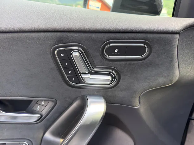 Mercedes-Benz A 250 AMG Line 4m