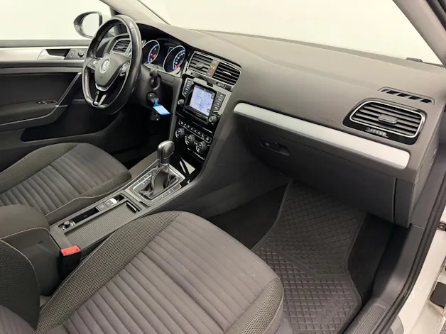 VW Golf VII Variant 2.0 TDI Cup DSG