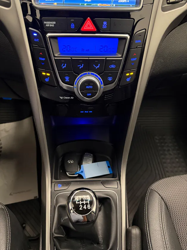 Hyundai i30 1.6 GDi Amplia