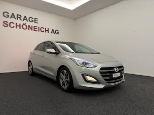 Hyundai i30 1.6 GDi Amplia
