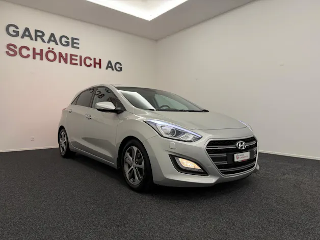 Hyundai i30 1.6 GDi Amplia