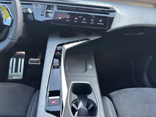 PEUGEOT 5008 1.6 PHEV 225 GT Exclusive