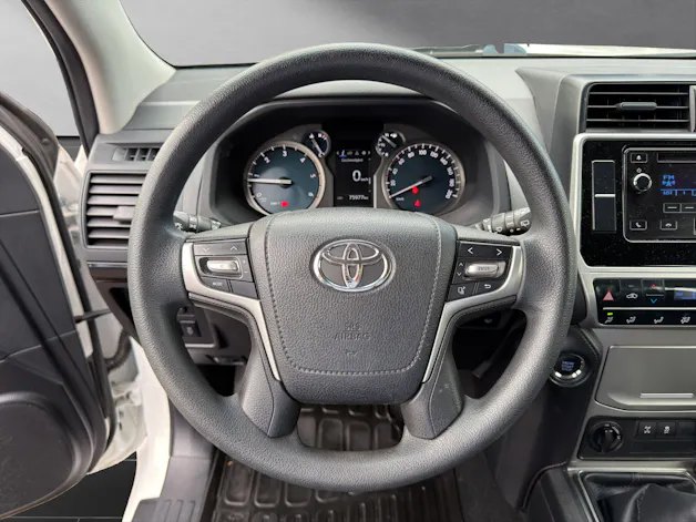 Toyota Land Cruiser 2.8 D 177 Profi