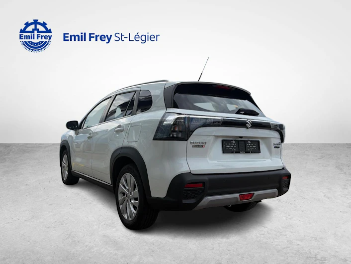 Fahrzeugbild SUZUKI S-CROSS
