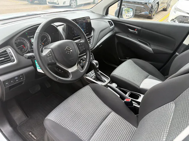 Suzuki S-Cross 1.5 Compact+ Hybrid 4x4