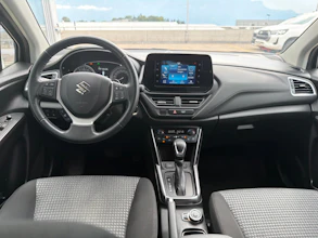 https://vehicle.imgix.net/4434424/e7c1a9e6-b5da-417c-9474-be0cc4b7701c.jpg