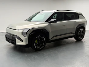 https://vehicle.imgix.net/4434465/5d1ac785-027b-40db-9f5c-a5f938f3417b.jpeg