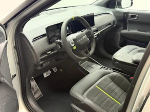 https://vehicle.imgix.net/4434465/757c525e-ea47-40d4-9926-03f995d0f50c.jpeg