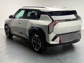 https://vehicle.imgix.net/4434465/d43422b2-8087-475b-a589-37c858c8da71.jpeg