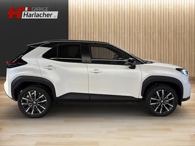 Toyota Yaris Cross 1.5 VVT-i HSD Premium AWD-i