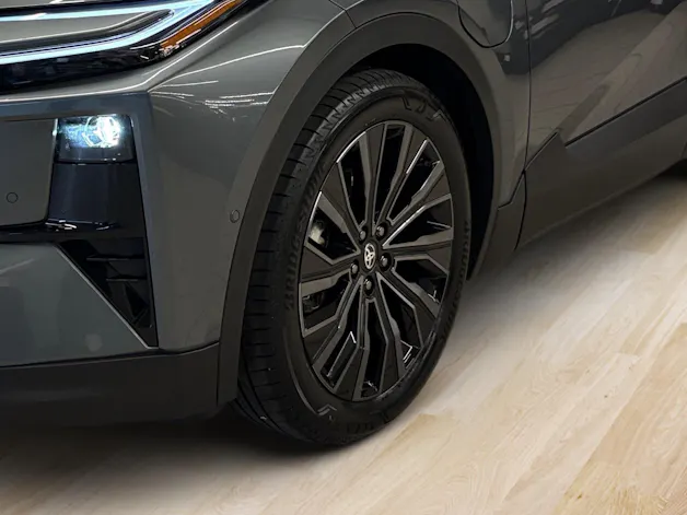 Toyota C-HR+ Premium AWD