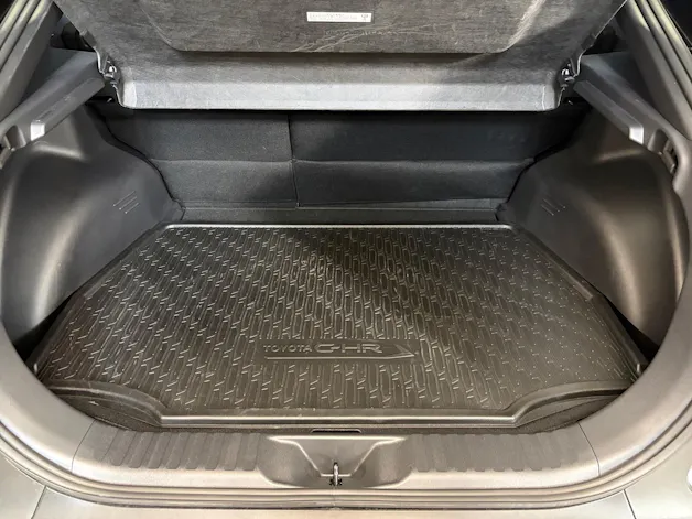Toyota C-HR+ Premium AWD