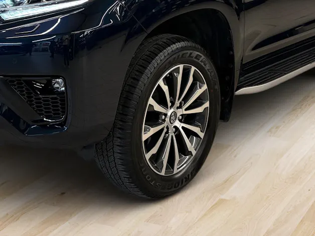 Toyota Land Cruiser 2.8 D 204 Invincible
