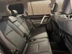 Toyota Land Cruiser 2.8 D 204 Invincible