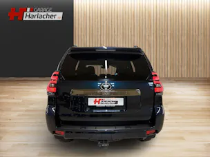Toyota Land Cruiser 2.8 D 204 Invincible