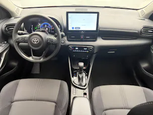Toyota Yaris 1.5 VVT-i HSD Trend
