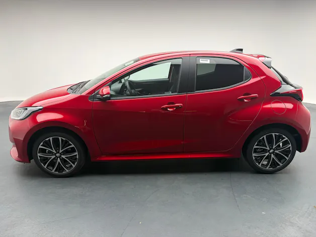 Toyota Yaris 1.5 VVT-i HSD Trend