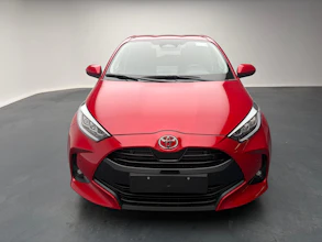 https://vehicle.imgix.net/4434511/fbe25563-00fb-4316-81b5-6edee8d8c92e.jpg