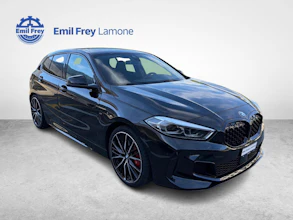 https://vehicle.imgix.net/4434539/8ff08e75-54eb-4cc7-ad93-63d7efe3467c.jpg