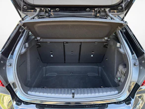 https://vehicle.imgix.net/4434539/a49daa43-04ab-4fd0-b315-6f39627958fe.jpg