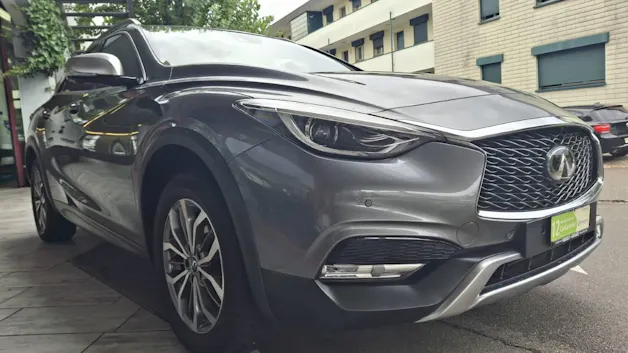 Infiniti QX30 2.2d Premium Tech DCT AWD