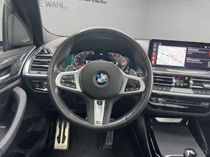 BMW X3 20d xDrive paddles