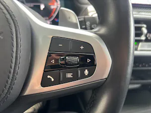 BMW X3 20d xDrive paddles
