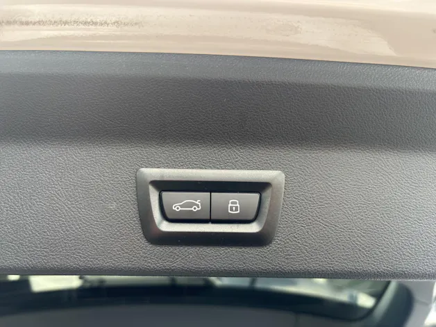 BMW X3 20d xDrive paddles