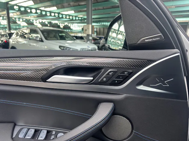 BMW X3 20d xDrive paddles