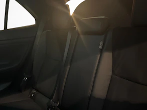 https://vehicle.imgix.net/4434626/bd0d033e-254d-415d-8d6b-4e918fdc3c6b.jpg