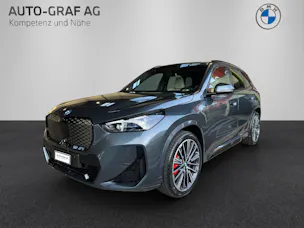 BMW iX1 30 xDrive M Sport Pro 'Individual'