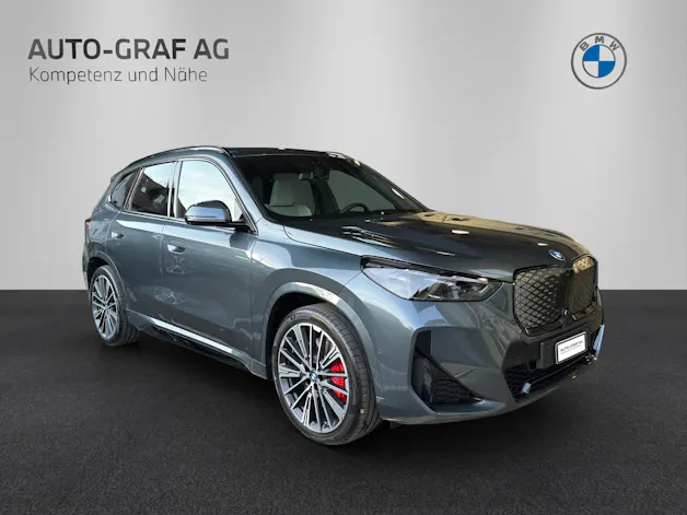 BMW iX1 30 xDrive M Sport Pro 'Individual'