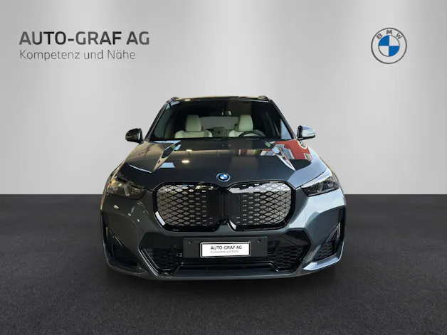 BMW iX1 30 xDrive M Sport Pro 'Individual'