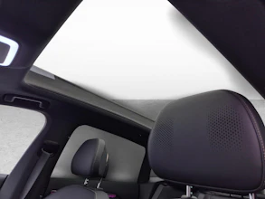 https://vehicle.imgix.net/4434685/879be755-228a-4b0b-bccd-aaaafdb26bb0.jpg