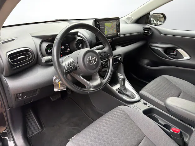 Toyota Yaris 1.5 VVT-i HSD Trend