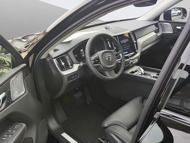 Volvo XC60 2.0 T8 TE XCLUSIVE Ultra Dark eAWD