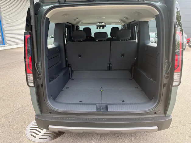Kia PV5 Passenger 71.2 kWh Elite