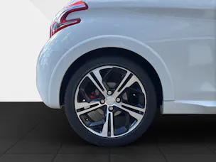 PEUGEOT 208 1.6 Turbo GTi