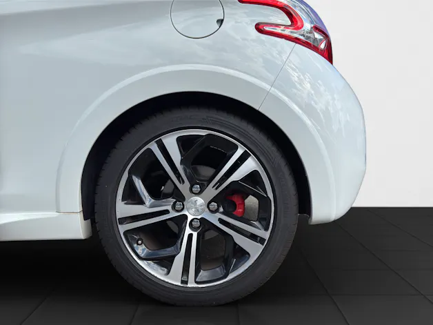 PEUGEOT 208 1.6 Turbo GTi