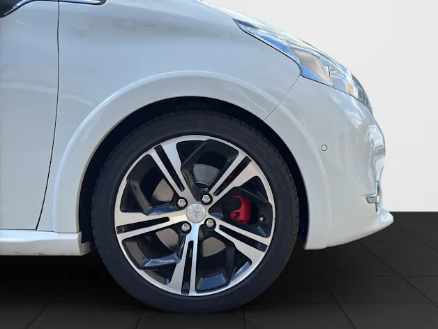 PEUGEOT 208 1.6 Turbo GTi