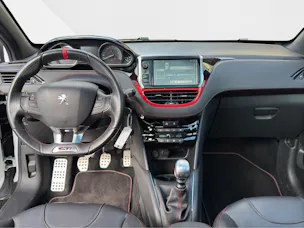 PEUGEOT 208 1.6 Turbo GTi