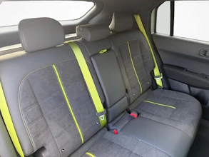 https://vehicle.imgix.net/4434743/03bd8a63-8221-4542-8f24-49384fcc4726.jpg
