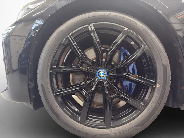 BMW i4 M50