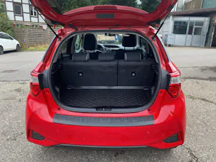 Toyota Yaris 1.5 VVT-i HSD Trend